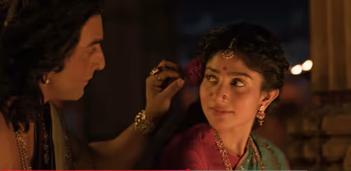 8 Photos: सामने आया 'रामायणम् पार्ट 1' की सीता का लुक, साई पल्लवी ने जीता दिल या नहीं?