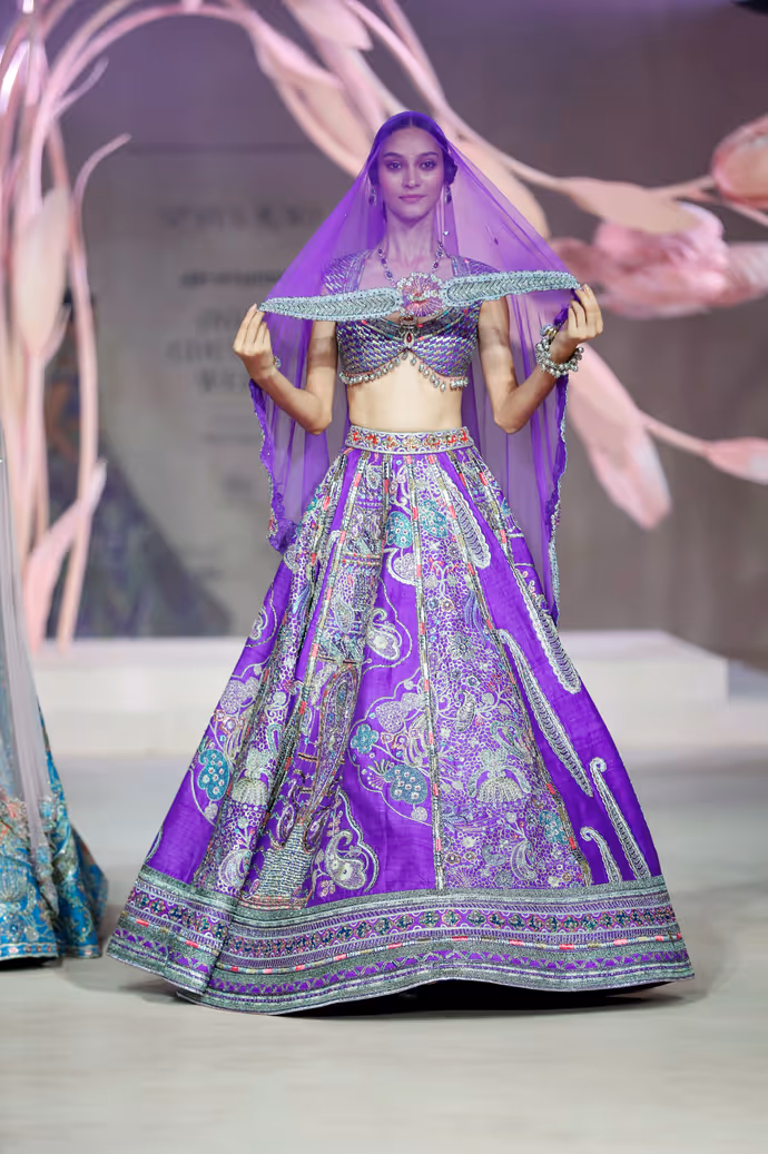 शोभिता धुलिपाला ने अपने 'देवी अवतार' से जीता दिल, देखें शानदार ICW के 12 PHOTOS