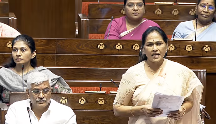 लोकसभा और राज्यसभा में दिग्गज नेताओं की 20 अग्रेसिव तस्वीर, देखें कौन-कौन खो बैठा आपा?