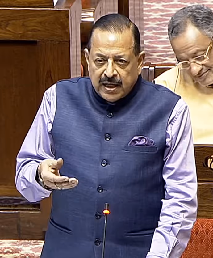 लोकसभा और राज्यसभा में दिग्गज नेताओं की 20 अग्रेसिव तस्वीर, देखें कौन-कौन खो बैठा आपा?