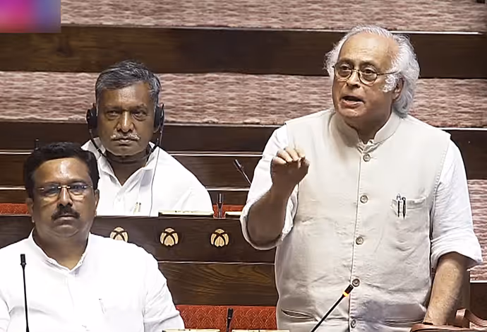 लोकसभा और राज्यसभा में दिग्गज नेताओं की 20 अग्रेसिव तस्वीर, देखें कौन-कौन खो बैठा आपा?