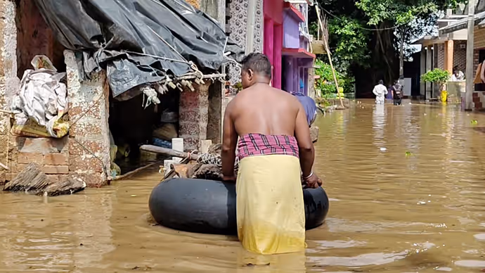 पुरी में जलप्रलय की 7 तस्वीरें: डूबे घर, उजड़ गईं जिंदगियां...कुदरत के कहर में हर तरफ सिर्फ तबाही