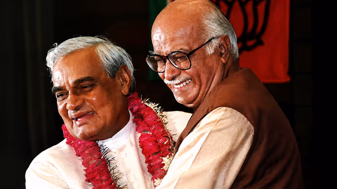 किस्मत से मिलते हैं ऐसे दोस्त : 5 तस्वीरों में देखिए और जानिए कौन हैं मोदी से अमिताभ तक का Best Friend