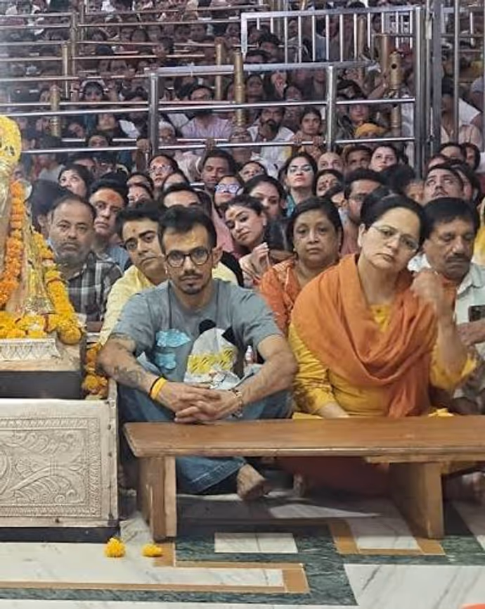 बाबा महाकाल के दरबार में हाजिरी लगा चुके हैं ये 9 भारतीय क्रिकेटर्स, देखें पूरी लिस्ट