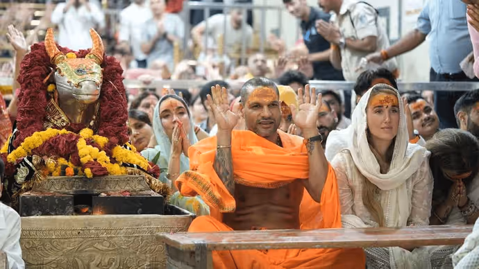 बाबा महाकाल के दरबार में हाजिरी लगा चुके हैं ये 9 भारतीय क्रिकेटर्स, देखें पूरी लिस्ट