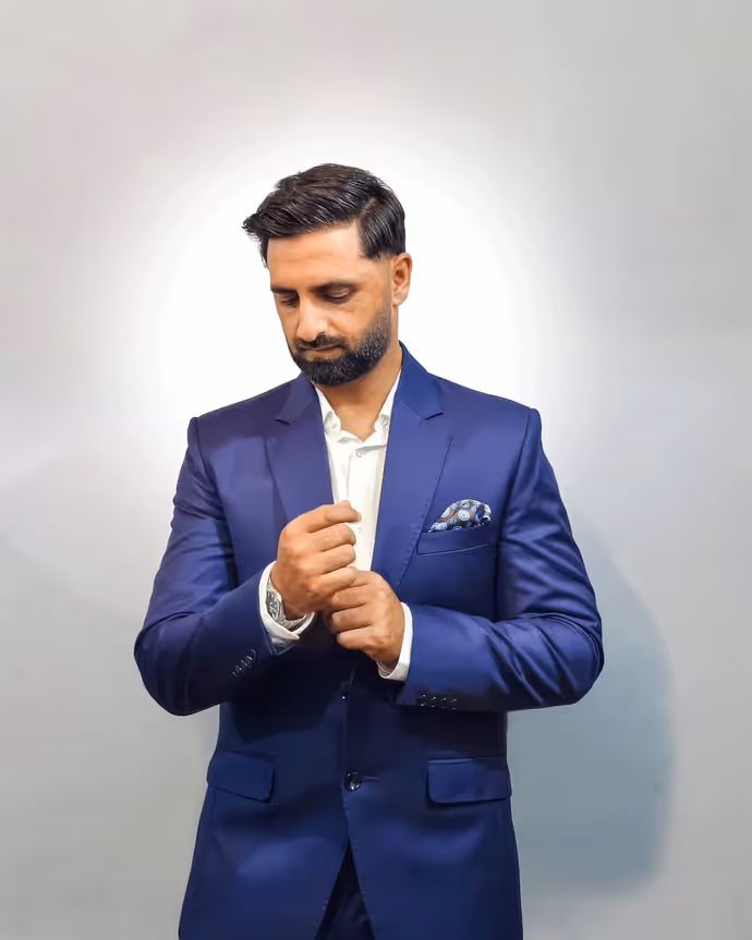 जम्मू कश्मीर से टीम इंडिया तक, कौन हैं आकिब नबी जिन्हें मिली बुमराह की जगह?
