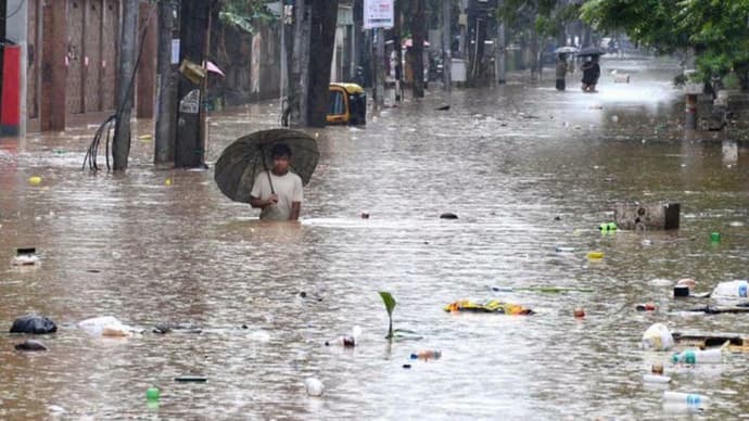 आसमान से आफत, डूबते आशियाने, छिनती ज़िंदगियां...CM हिमंता को देख फफक पड़े पीड़ित, 9 PHOTO में असम तबाही