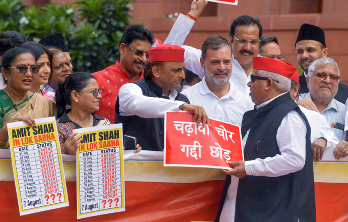 आंदोलन की भेंट चढ़ा सावन का दूसरा सोमवार, रांची से जयपुर तक 10 PHOTO में देखें कहां-क्यों हुआ प्रोटेस्ट