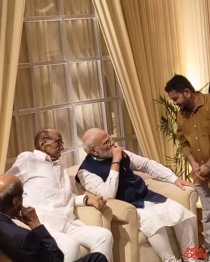 10 PHOTO: सुले की बेटी के रिसेप्शन में मोदी-पवार साथ, कुछ घंटे पहले हुई खास मुलाकात, क्या है सियासी संकेत?