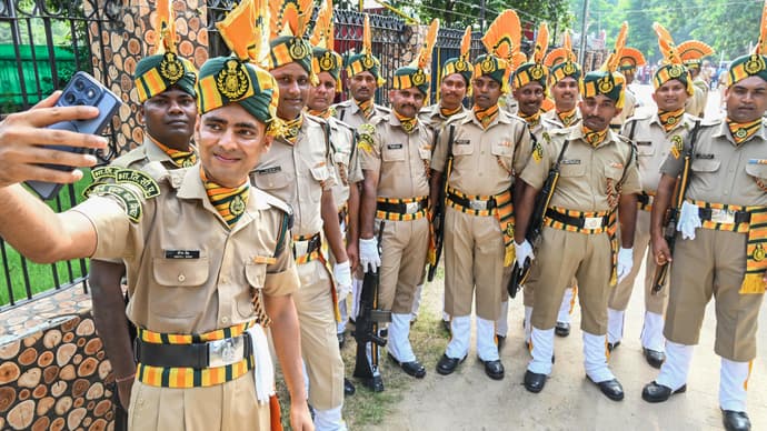 Independence Day Rehearsal: देशभर से आई रिहर्सल की 25 तस्वीर
