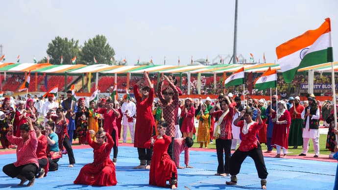 Independence Day Rehearsal: देशभर से आई रिहर्सल की 25 तस्वीर