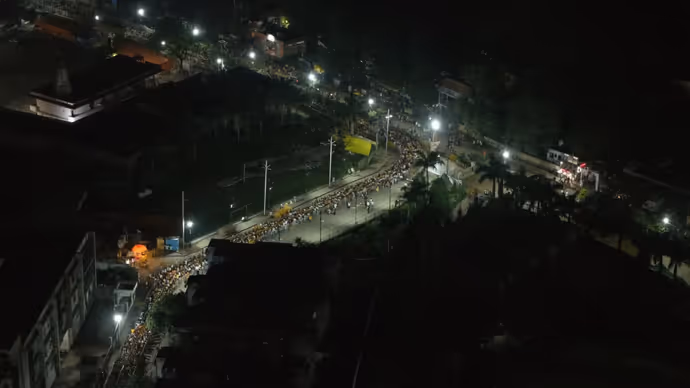 Nagchandreshwar Temple: सिर्फ नागपंचमी पर खुलता है उज्जैन का नागचंद्रेश्वर मंदिर, 10 तस्वीरों में करें दर्शन