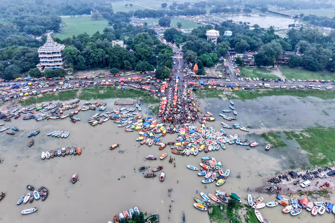 UP-Bihar Flood: गंगा-यमुना का रौद्र रूप, प्रयागराज से पटना तक 10 तस्वीरों में बाढ़ का खौफनाक मंजर