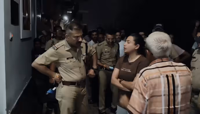 Roorkee Double Murder: भाई ने 2 बहनों की ली जान, 7 PHOTO में देखें रक्षाबंधन से पहले खून से रंगे रिश्ते