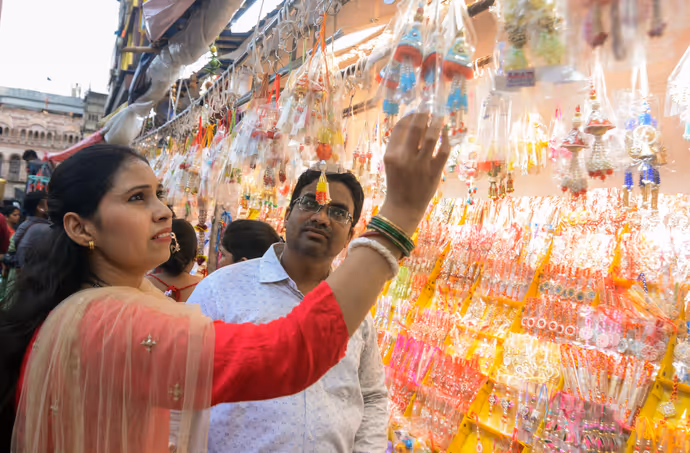 Rakhi 2026:अखिलेश यादव से पुष्कर धामी तक कई नेताओं ने बंधवाई राखी, 10 PHOTO में प्री-राखी सेलिब्रेशन