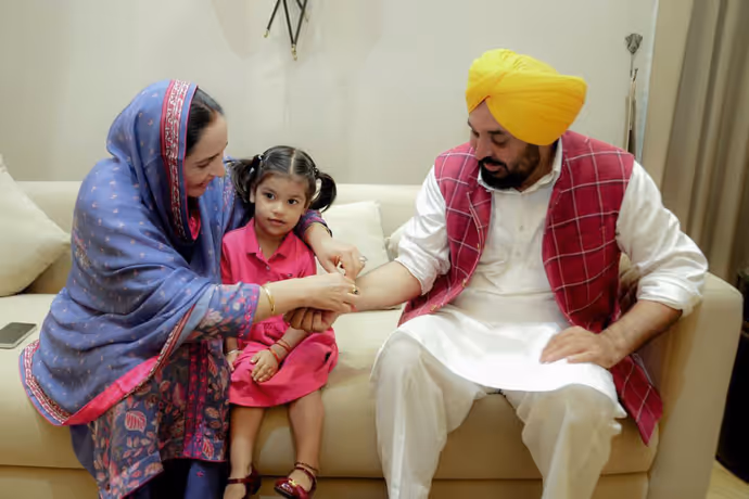 Rakhi : सिंधिया से सम्राट तक, 10 फोटोज में देखें CM-मंत्रियों ने कैसे मनाया रक्षाबंधन