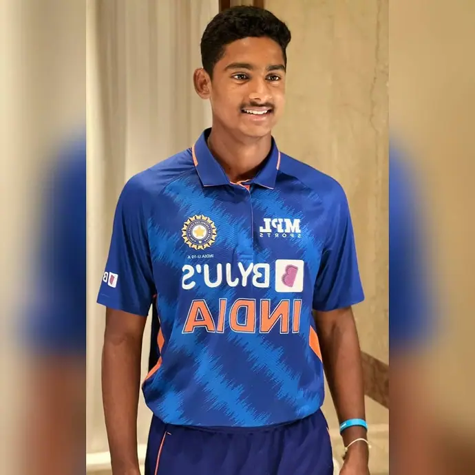 कौन हैं 21 साल के शेख रशीद? विराट के कवर ड्राइव और रोहित के पुल शॉट की दिखती है झलक