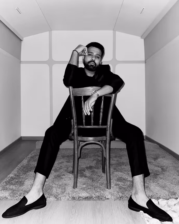Rohit Sharma New Look: तीन तस्वीरों से छा गए 'हिटमैन', फैंस बोले आज भी हैंडसम हंक