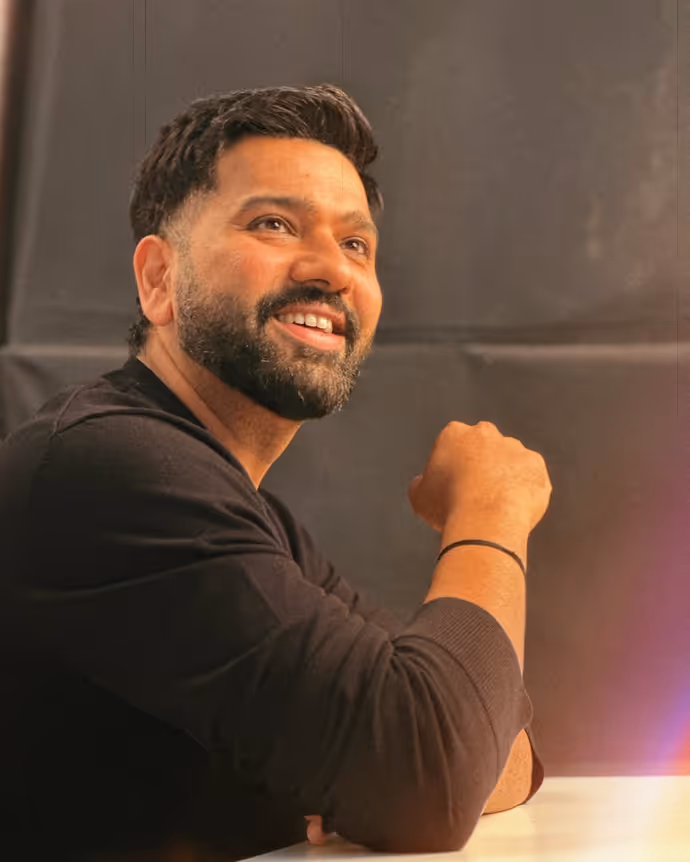 Rohit Sharma New Look: तीन तस्वीरों से छा गए 'हिटमैन', फैंस बोले आज भी हैंडसम हंक