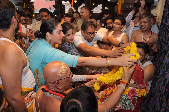 Ujjain Mahakal Sawari: भादों के दूसरे सोमवार निकली बाबा महाकाल की राजसी सवारी, 13 PHOTO में दिव्य दर्शन