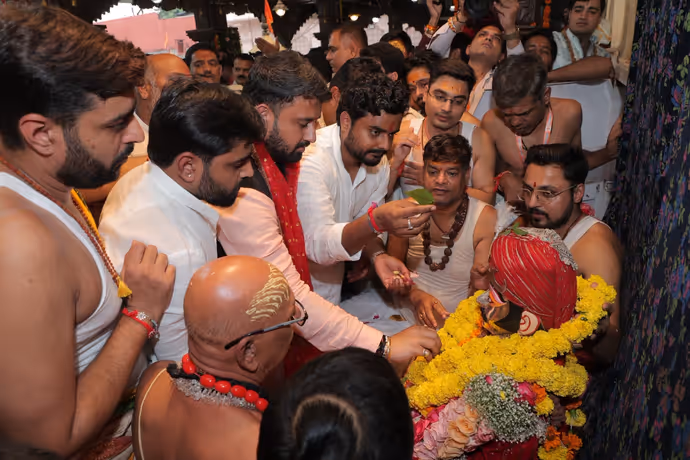 Ujjain Mahakal Sawari: भादों के दूसरे सोमवार निकली बाबा महाकाल की राजसी सवारी, 13 PHOTO में दिव्य दर्शन
