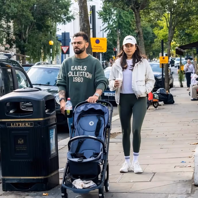 विरुष्का का UK में दिखा ‘लव इन लंदन’, बेबी स्ट्रॉलर के साथ सड़कों पर नजर आएं विराट अनुष्का