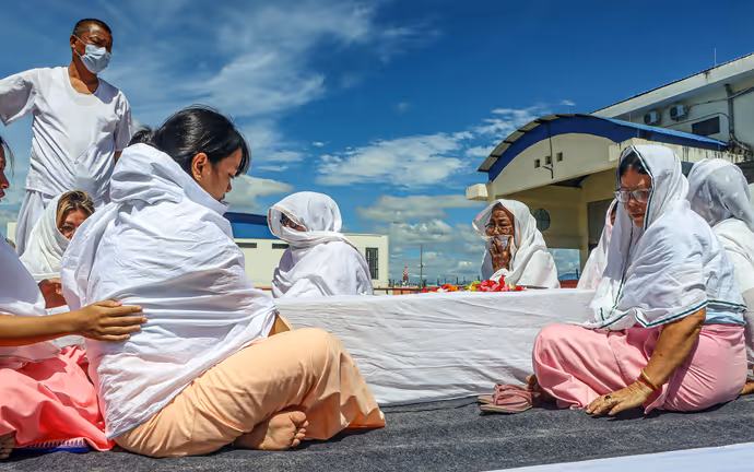दिल्ली में हत्या और इम्फाल में अंतिम संस्कार: 5 तस्वीरों में देखिए संगीतकार विक्रम की आखिरी विदाई