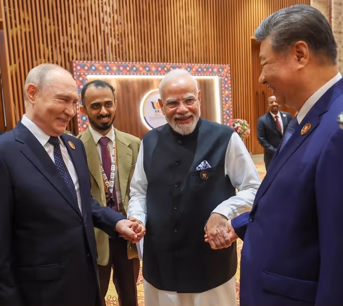 BRICS Summit 2026 Photos: मोदी, पुतिन और जिनपिंग की जुगलबंदी, देखें 10 अनदेखी तस्वीरें