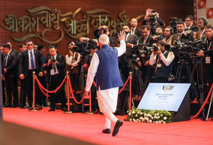 BRICS Summit 2026: दूसरे दिन कैमरे में कैद हुए 10 यादगार पल, एक फ्रेम में दिखे दुनिया के दिग्गज नेता