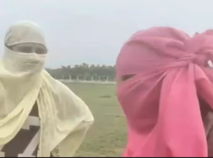 Satna Crime: रिलेशनशिप से इनकार पर छात्रा की पिटाई के 7 PHOTO, VIDEO वायरल, 38 दिन बाद जागी पुलिस