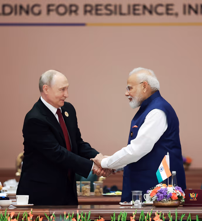 BRICS 2026: समिट के बाद दिल्ली से रवाना हुए पुतिन, देखें विदाई की 10 खास तस्वीरें