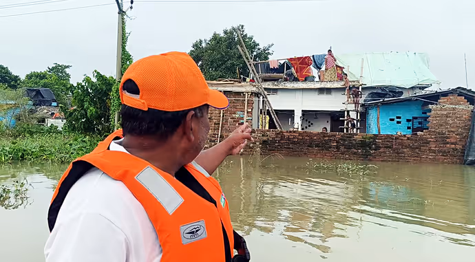 Bihar Flood: भागलपुर में गंगा का रौद्र रूप, 10 PHOTO में घर-दुकान से पार्क-मंदिर तक सब पानी में डूबे
