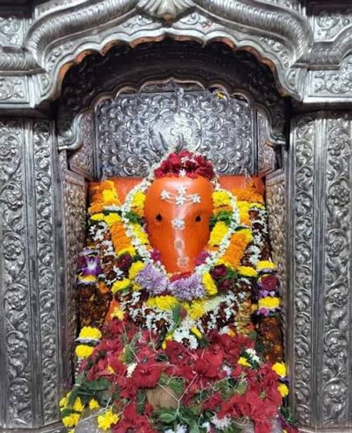 सिद्धिविनायक से अष्टविनायक तक, ये है भारत के 21 सबसे फेमस गणेश जी के मंदिर