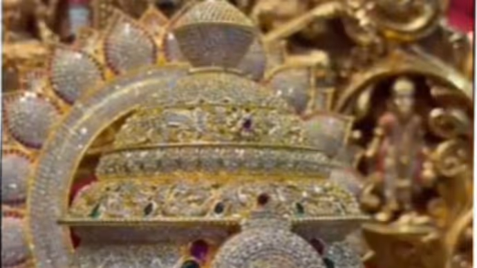 कहां स्थापित हैं 24 कैरेट गोल्ड और अमेरिकन डायमंड वाले गणपति, 5 PHOTOS में देखें भव्य रूप