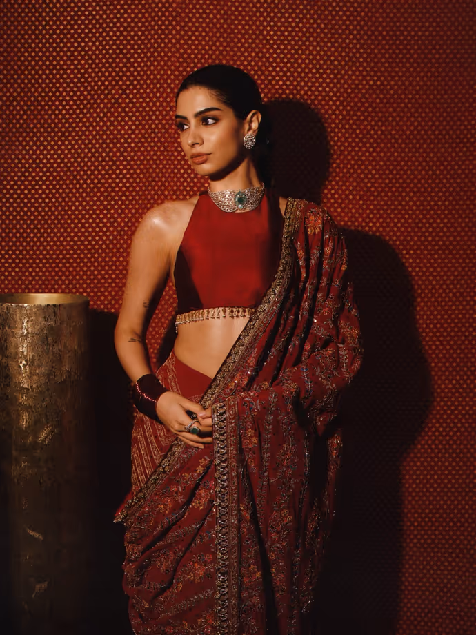 साड़ी पहन खुशी कपूर ने ढाया कहर, 10 Photos में देखें जाह्नवी कपूर की बहन का स्टाइल