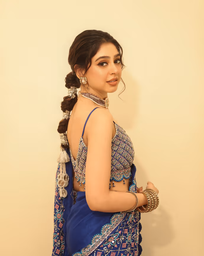 साड़ी में Niti Taylor का दिखा क्लासी अंदाज, 10 Photos पर अटकेंगी नजरें