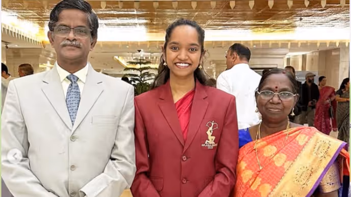 Asian Games 2026: 2 सिल्वर मेडल जीत छा गईं इलावेनिल, PM मोदी भी हुए कायल...देखें 8 फोटोज