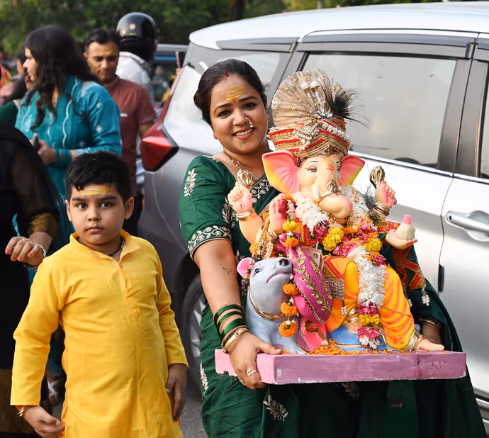 गणपति बप्पा मोरया! दिल्ली, चेन्नई, अहमदाबाद से अमृतसर तक..10 PHOTO में देखें गणेश विसर्जन का भव्य नजारा