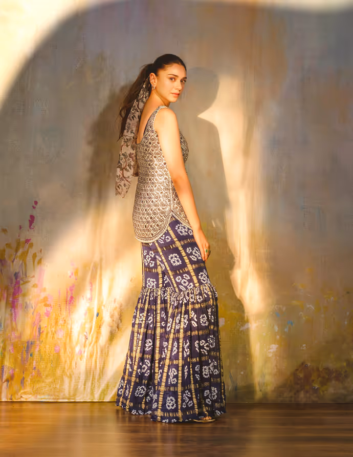 Lust Stories 3 की अदिति राव हैदरी का पति सिद्धार्थ संग रोमांटिक अंदाज, देखें 8 खूबसूरत Photos