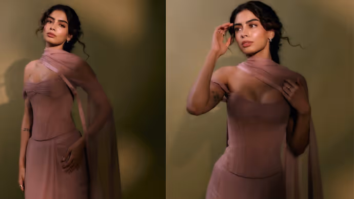 गुलाबी ड्रेस में बार्बी बनीं खुशी कपूर, 5 Photos में देखें सजलिंग अवतार