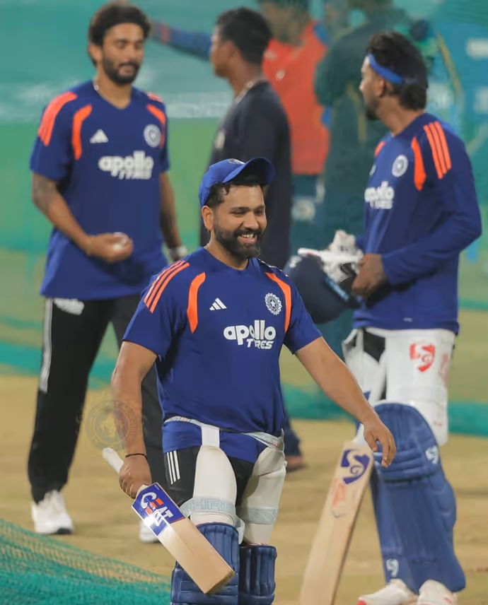 ऑन और ऑफ फील्ड रोहित-विराट की मस्ती, 8 तस्वीरों में देखें दोनों की शानदार जुगलबंदी