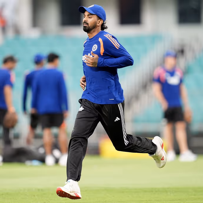 IND vs WI ODI: पहले वनडे से पहले नेट्स में जमकर पसीना बहा रहे टीम इंडिया के स्टार्स, देखें-12 PHOTOS