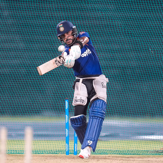 IND vs WI ODI: पहले वनडे से पहले नेट्स में जमकर पसीना बहा रहे टीम इंडिया के स्टार्स, देखें-12 PHOTOS