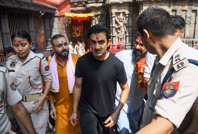 दूसरे वनडे से पहले कामाख्या पहुंचे गौतम गंभीर, 10 PHOTO में गुवाहाटी में टीम का ग्रैंड वेलकम