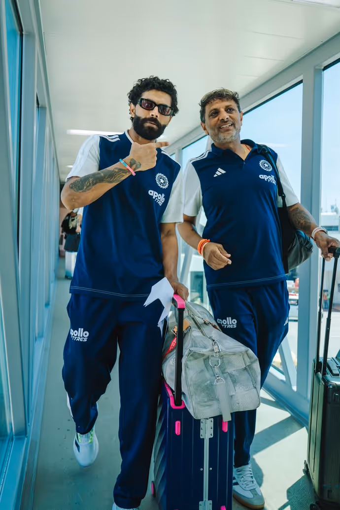 दूसरे वनडे से पहले कामाख्या पहुंचे गौतम गंभीर, 10 PHOTO में गुवाहाटी में टीम का ग्रैंड वेलकम