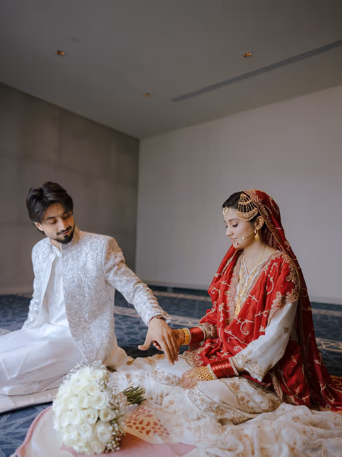 मिस्टर फैसू ने मदीना में रचाया निकाह, बीवी संग रोमांटिक अंदाज में दिखे फैसल शेख, देखें 15 PHOTO