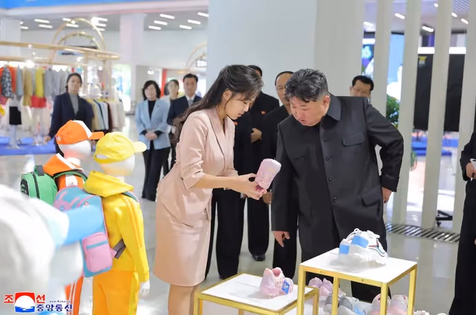Kim Jong Un Death News: मौत और ब्रेन हैमरेज की अफवाहों के बीच सामने आईं 8 तस्वीरें, क्या है सच?
