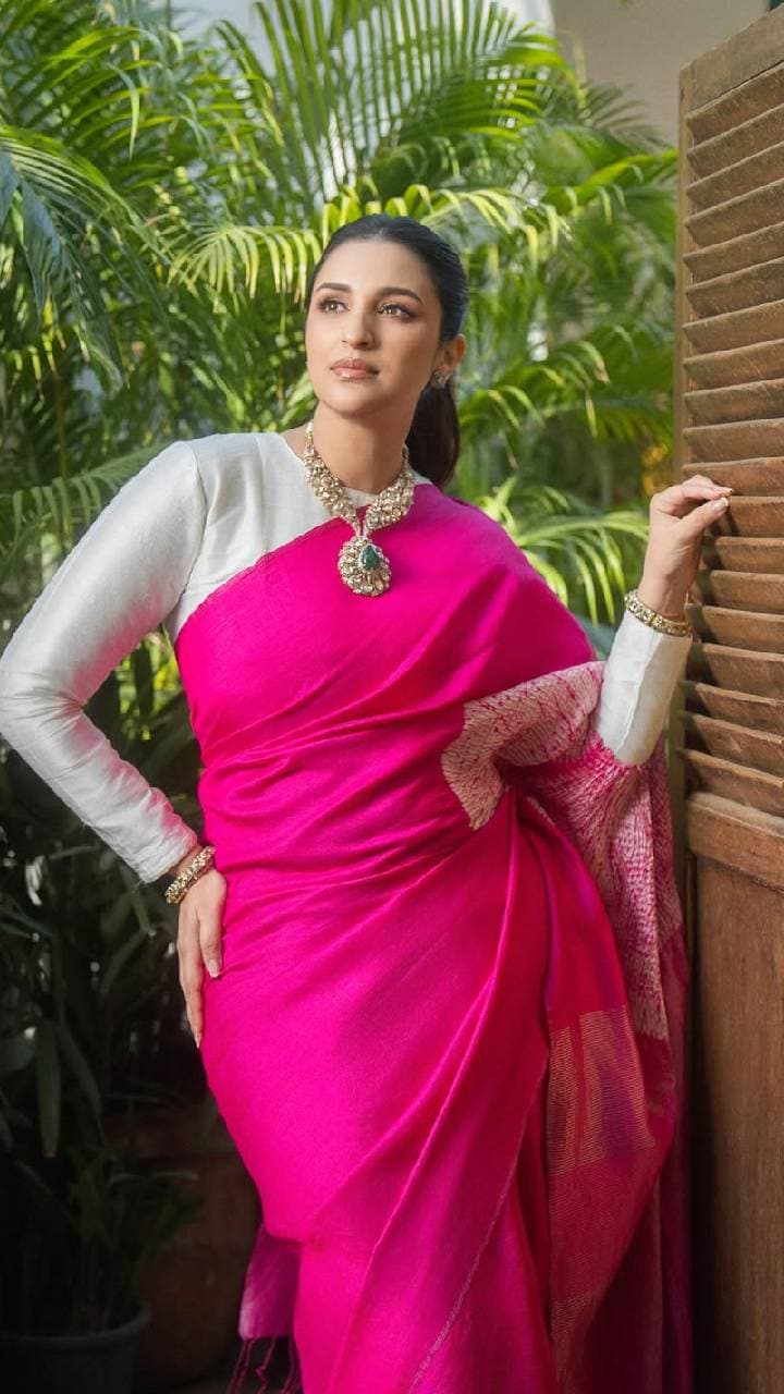 ఇలాంటి బ్లౌజులు ధరిస్తే... పొడుగ్గా కనిపిస్తారు