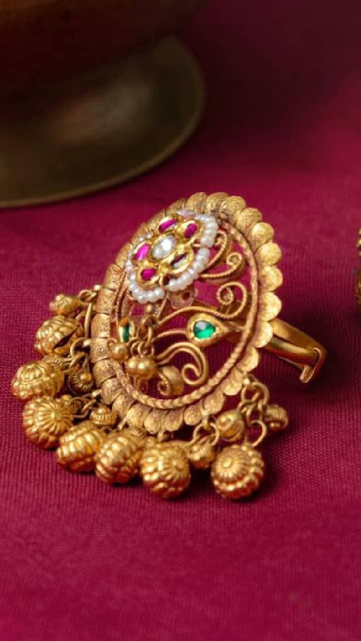 వేలికి నిండుగా, అందంగా కనిపించే బంగారు ఉంగరాలు.. ఇవిగో