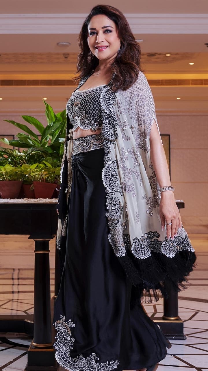 Fulfill Your Dreams: Modern Dresses Inspired by Madhuri Dixit | Asianet  Newsable
